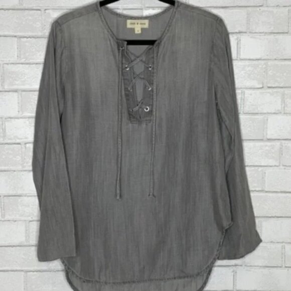 Anthropologie Cloth & Stone Grey Lace Up Blouse - Picture 3 of 10